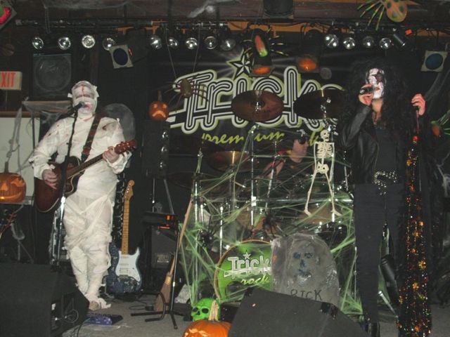 Oct 27 & 28 Halloween Woodshed