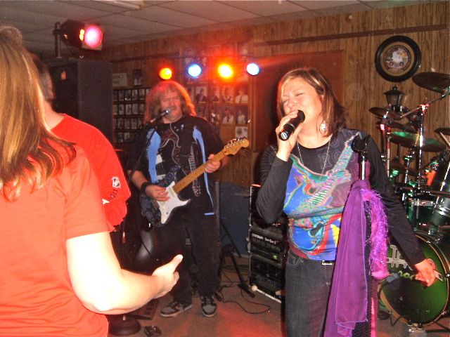 Paula Party Debbie Pix