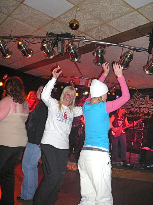 12-12 Sue's Sidetrack