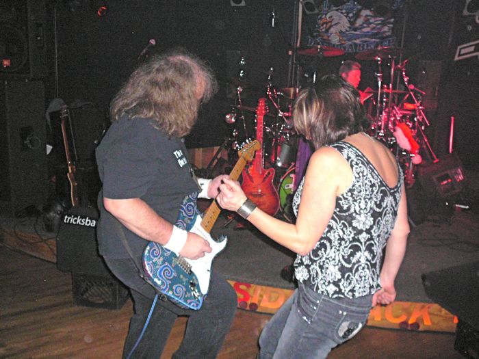 12-20 Sue's Sidetrack