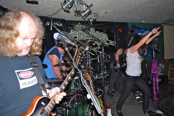 FredPics 12-13 Sidetrack