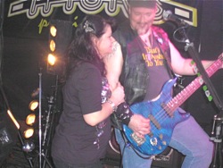 4-11 Sue's SideTrack