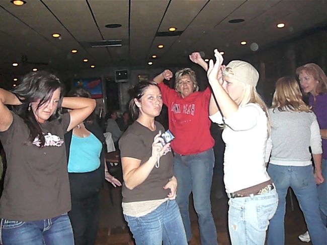 10-2 Hilliards Corner Lounge