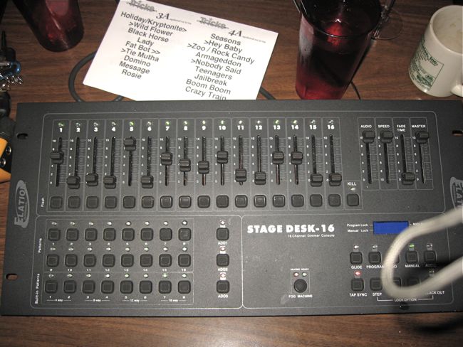 10-2 Hilliards Corner Lounge