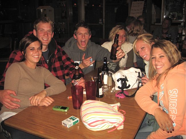 10-2 Hilliards Corner Lounge