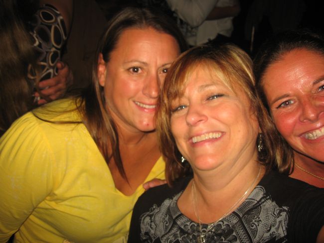 10-3 Hilliards Corner Lounge