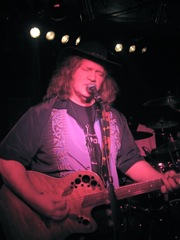 12-26 Sue's Sidetrack