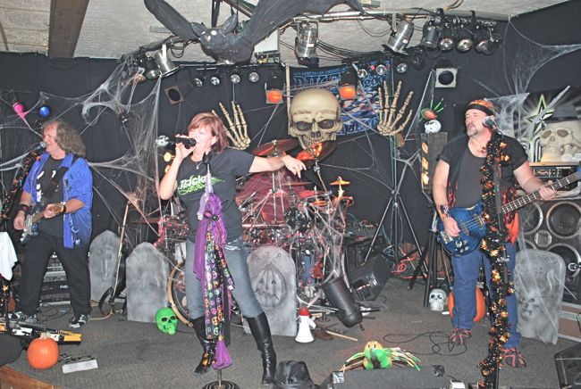 Mulder Benefit, Fred Pics