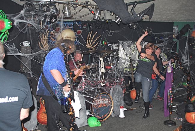 Mulder Benefit, Fred Pics