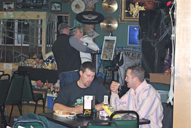 Mulder Benefit, Fred Pics