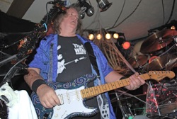 Mulder Benefit, Fred Pics