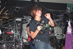 Mulder Benefit, Fred Pics