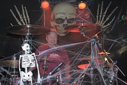 Mulder Benefit, Fred Pics