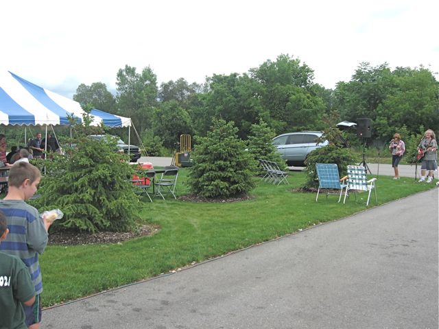Bratwurst Cookout at Dick's Market