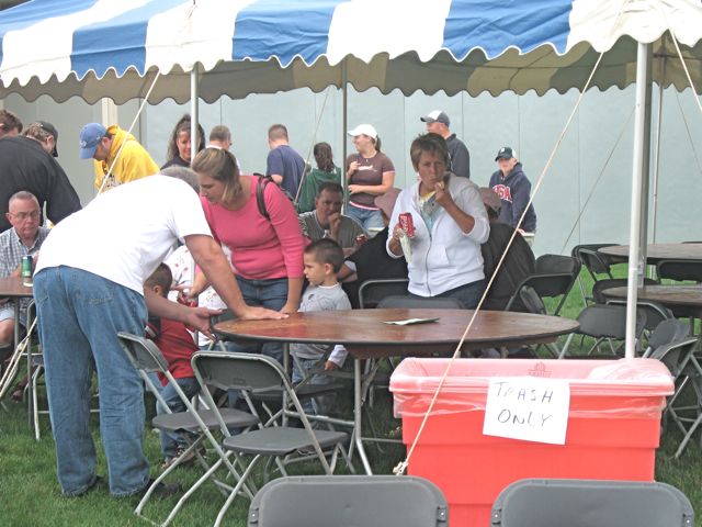 Bratwurst Cookout at Dick's Market