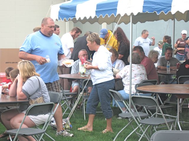 Bratwurst Cookout at Dick's Market