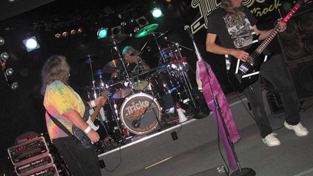 Oct 13 Hilliards Corner Lounge