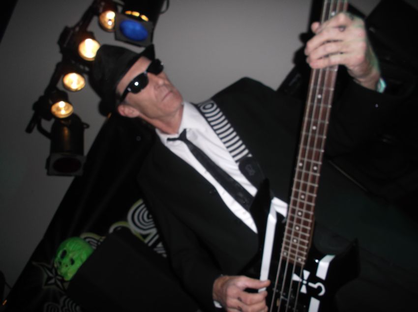 Nov 1 Jake's in Dorr