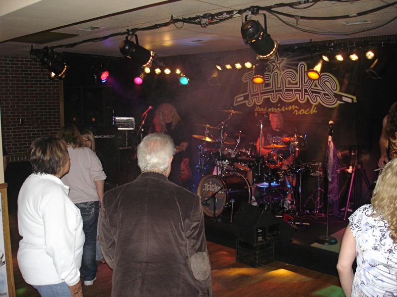 Sep 27 Wayland Hotel