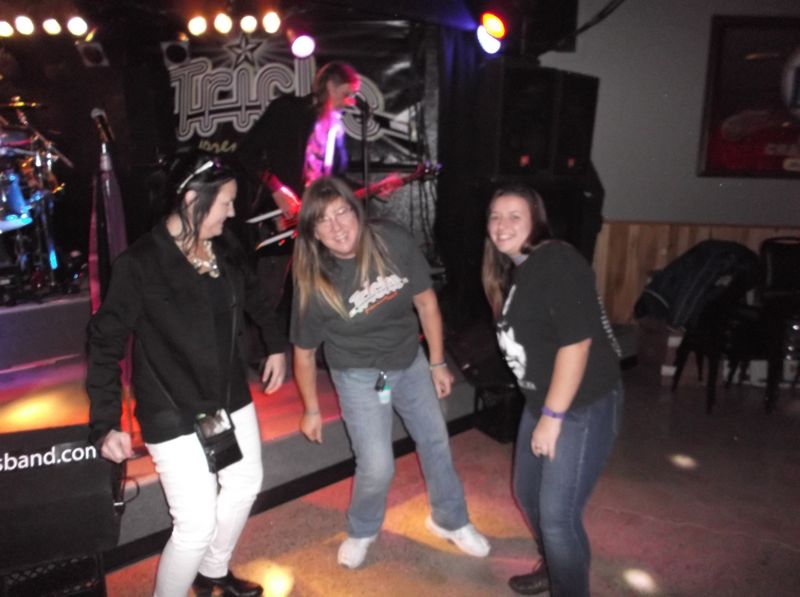 Nov 25 Hilliards Thanksgiving Eve