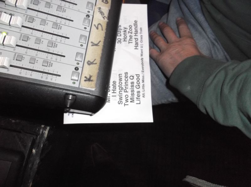 Nov 25 Hilliards Thanksgiving Eve