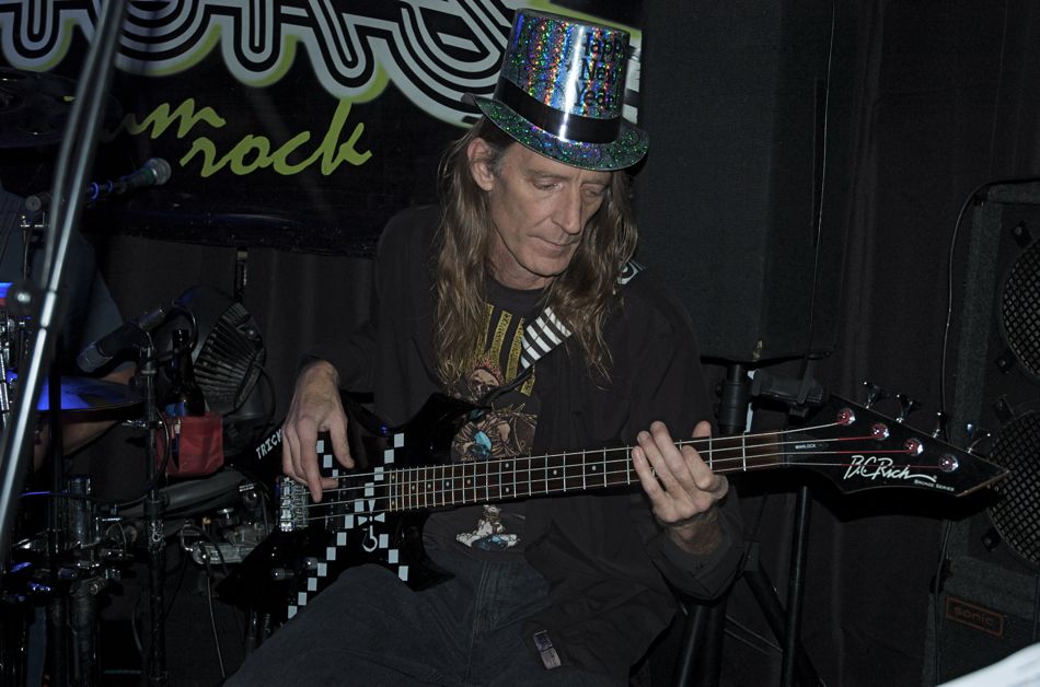 Dec 31 Allegan Eagles NYE