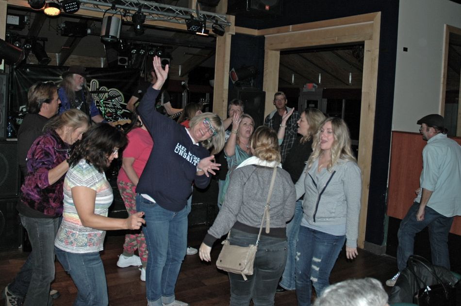 Oct 28 Woody's